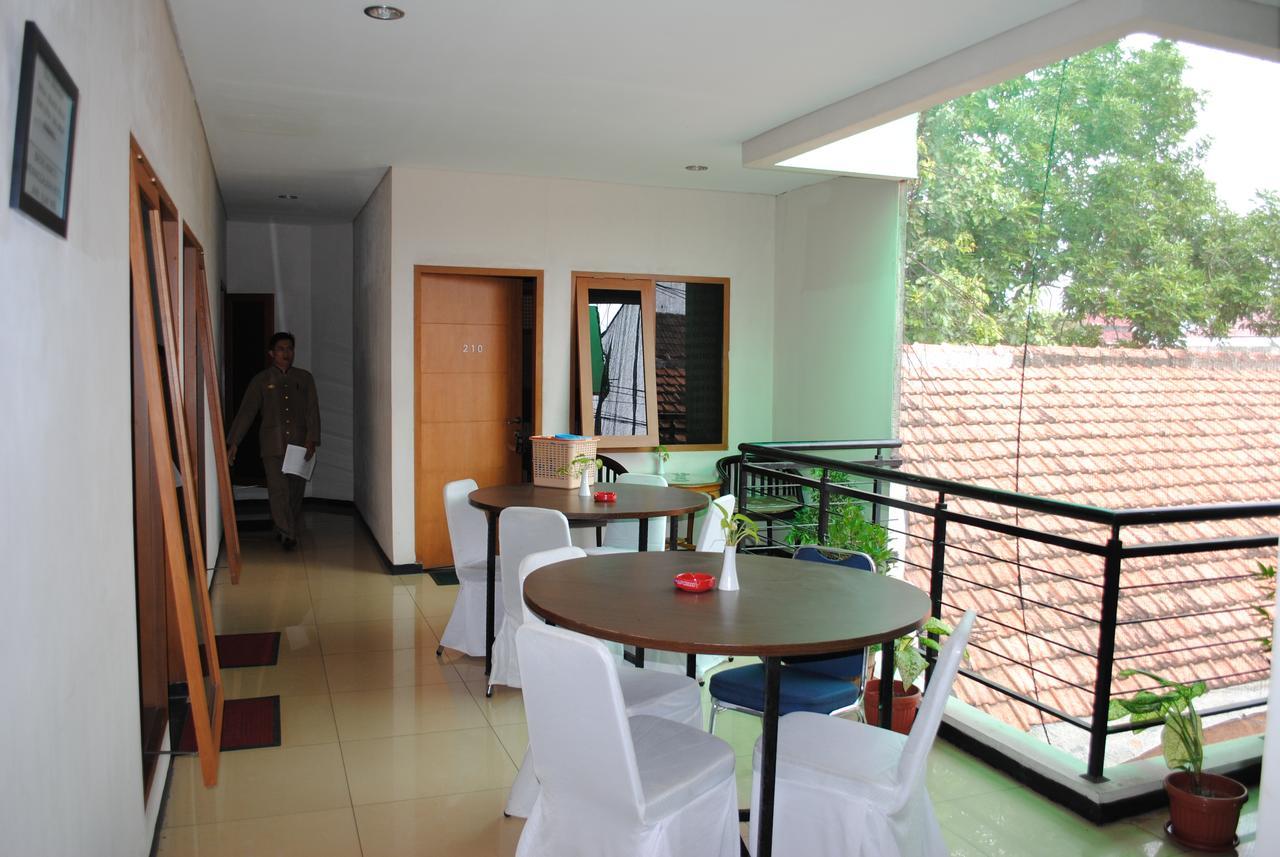 Hotel Wisata Baru Serang Exteriér fotografie